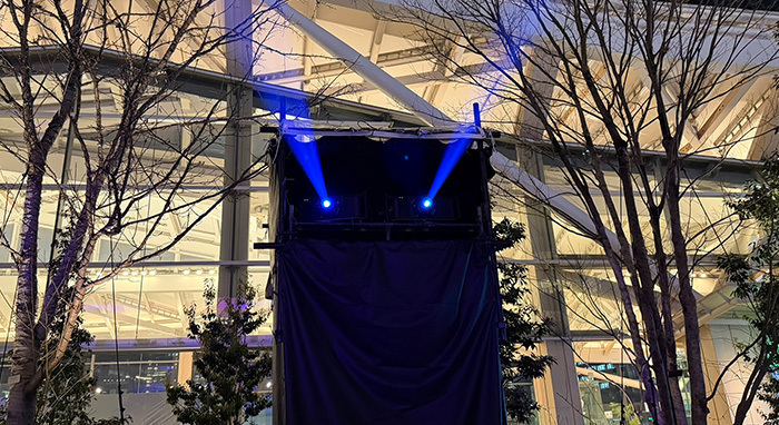 ムービングミラー